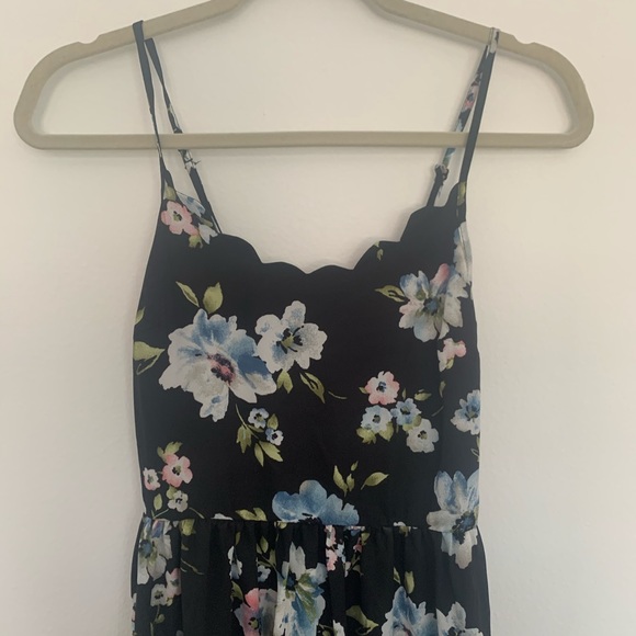 Exhilaration Summer Dress - Picture 2 of 5